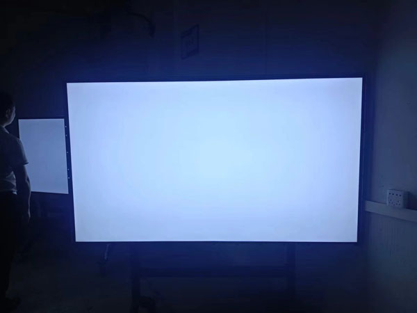 三种显示屏区别